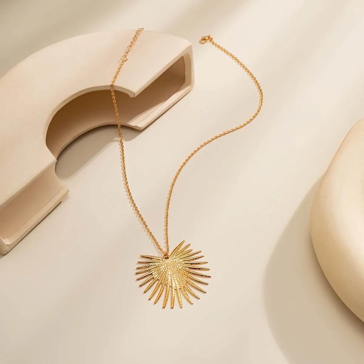 18K Gold-Plated Heart Burst Pendant Necklace