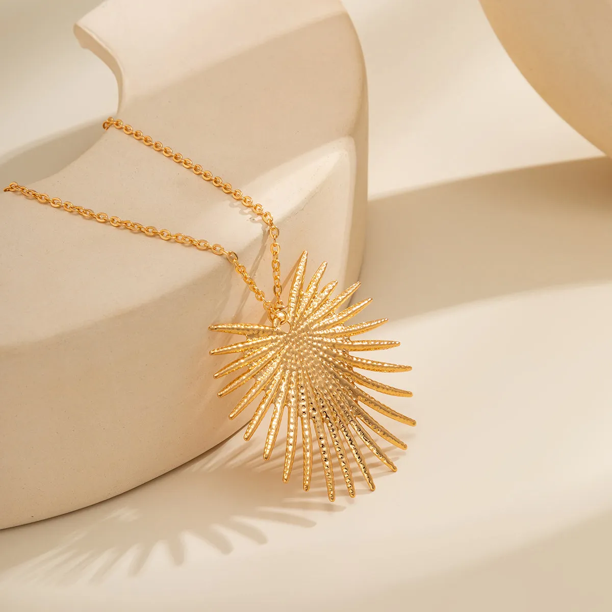 18K Gold-Plated Heart Burst Pendant Necklace