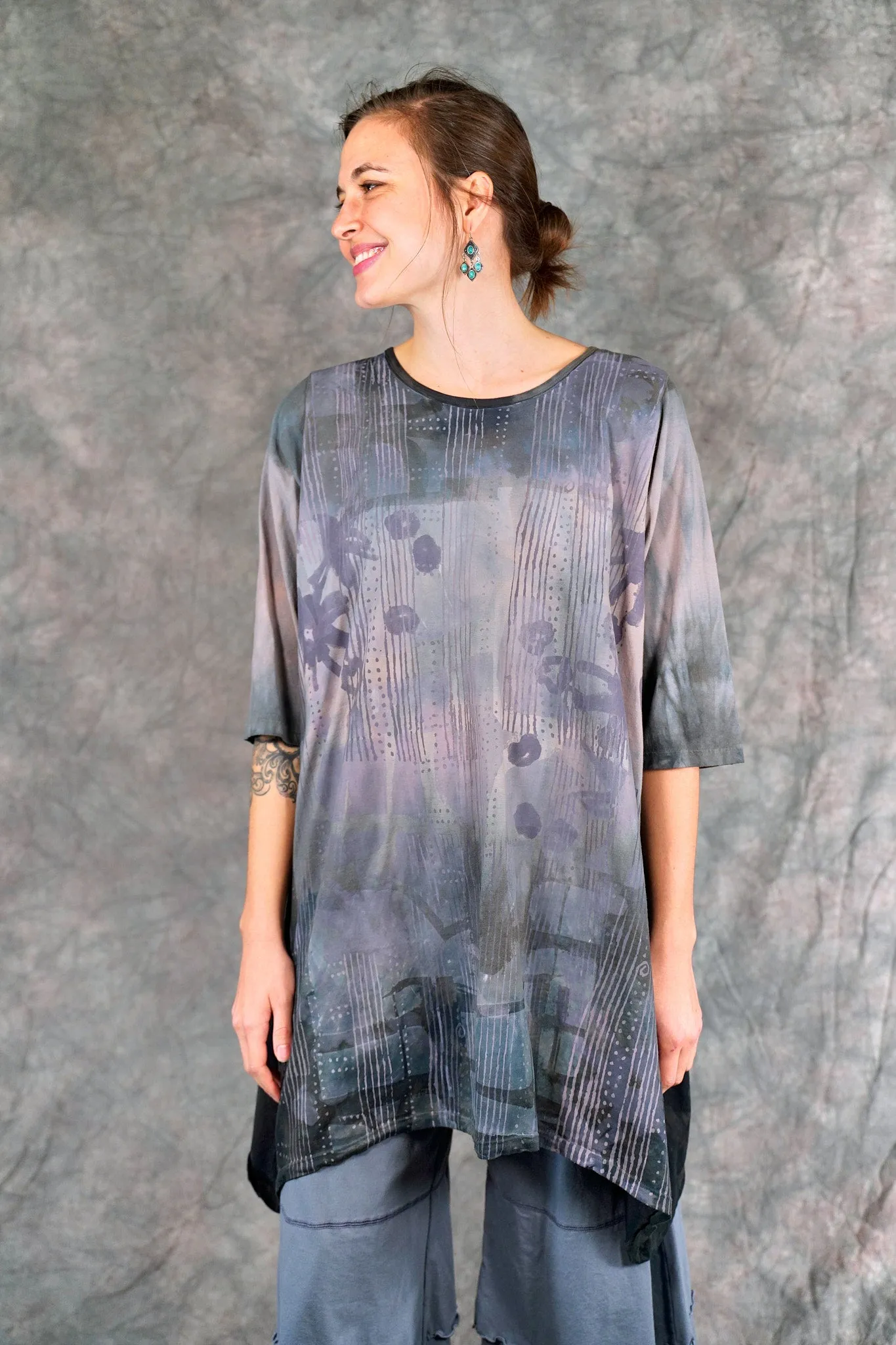 2359HD Wander Tunic Midnight Haze-P