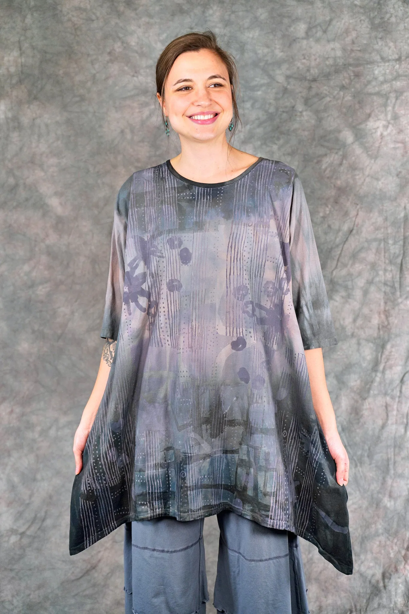 2359HD Wander Tunic Midnight Haze-P