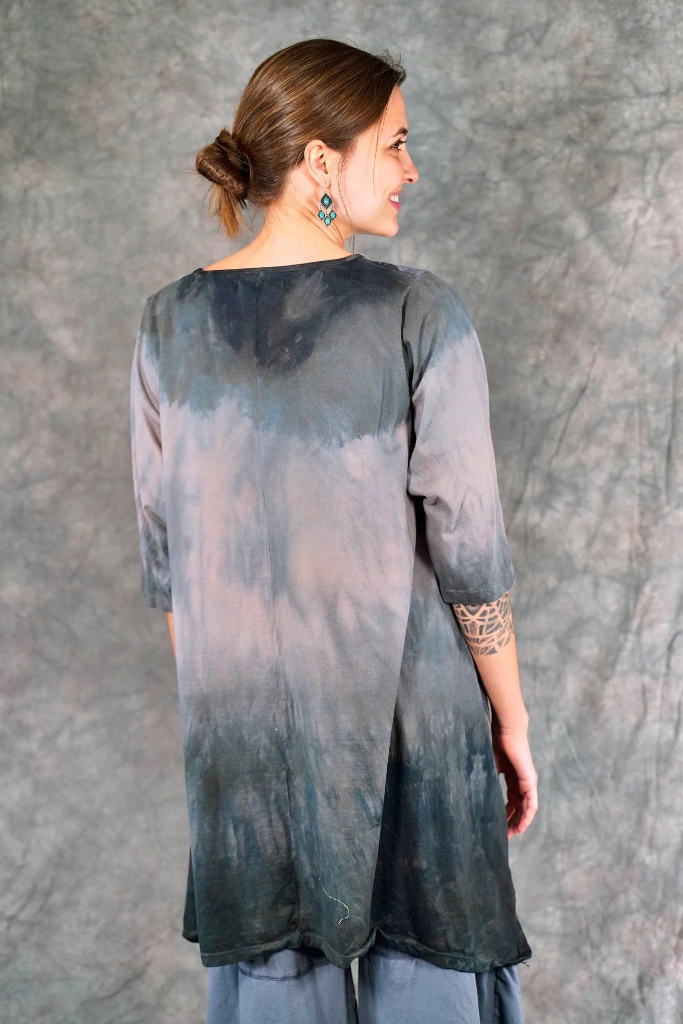 2359HD Wander Tunic Midnight Haze-P