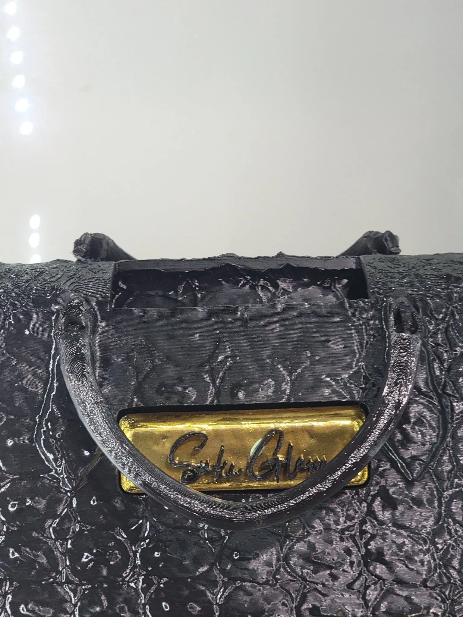 3D Printed Black Crocodile Texture Bag Brush Holder - Glam Vanity Decor