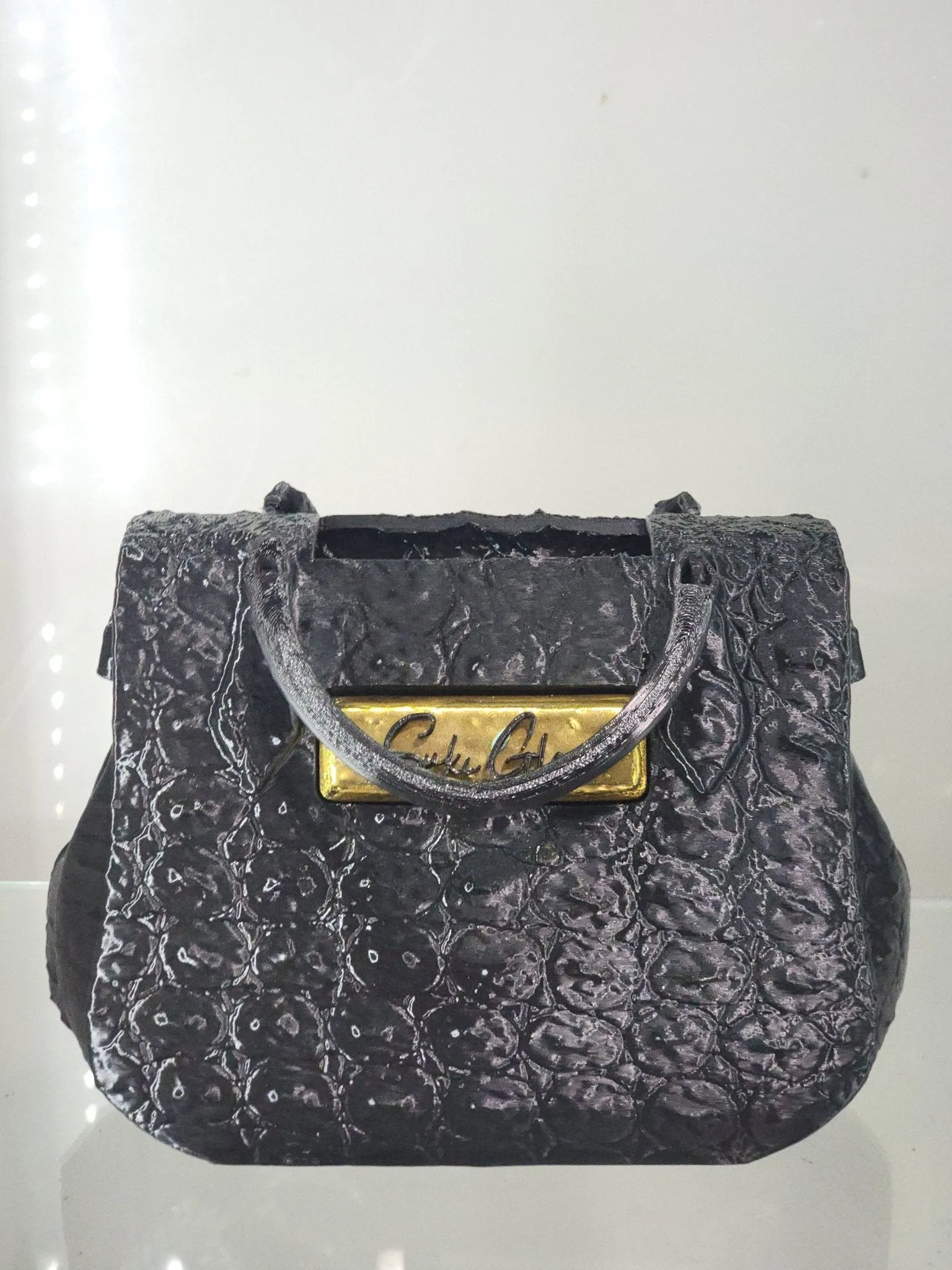 3D Printed Black Crocodile Texture Bag Brush Holder - Glam Vanity Decor