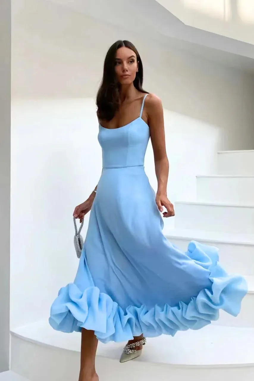 Carla - Graceful Flowing Midi Dress