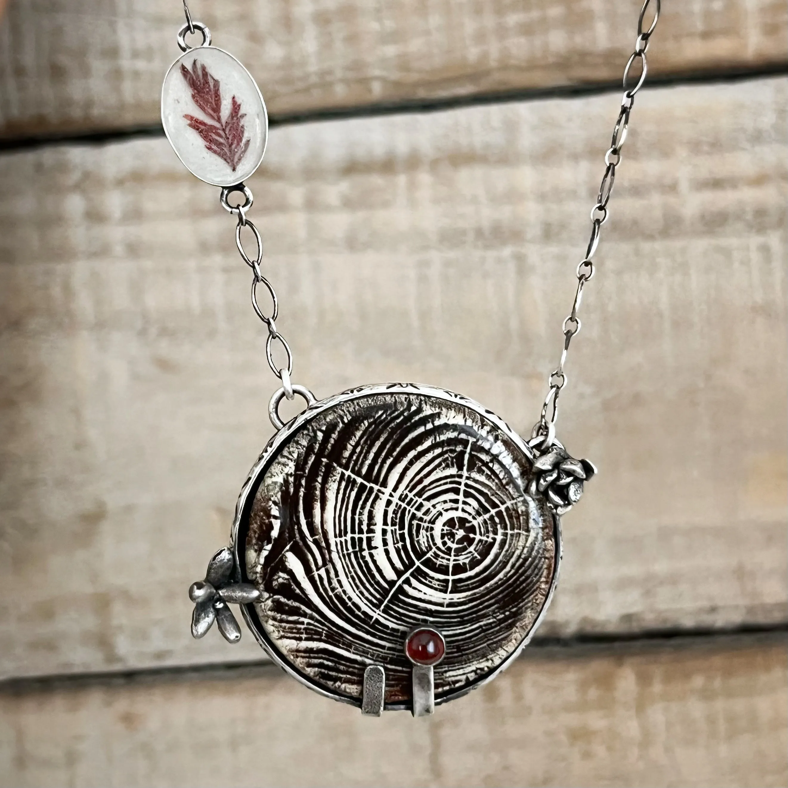 Ceramic wood necklace with red fern terrarium