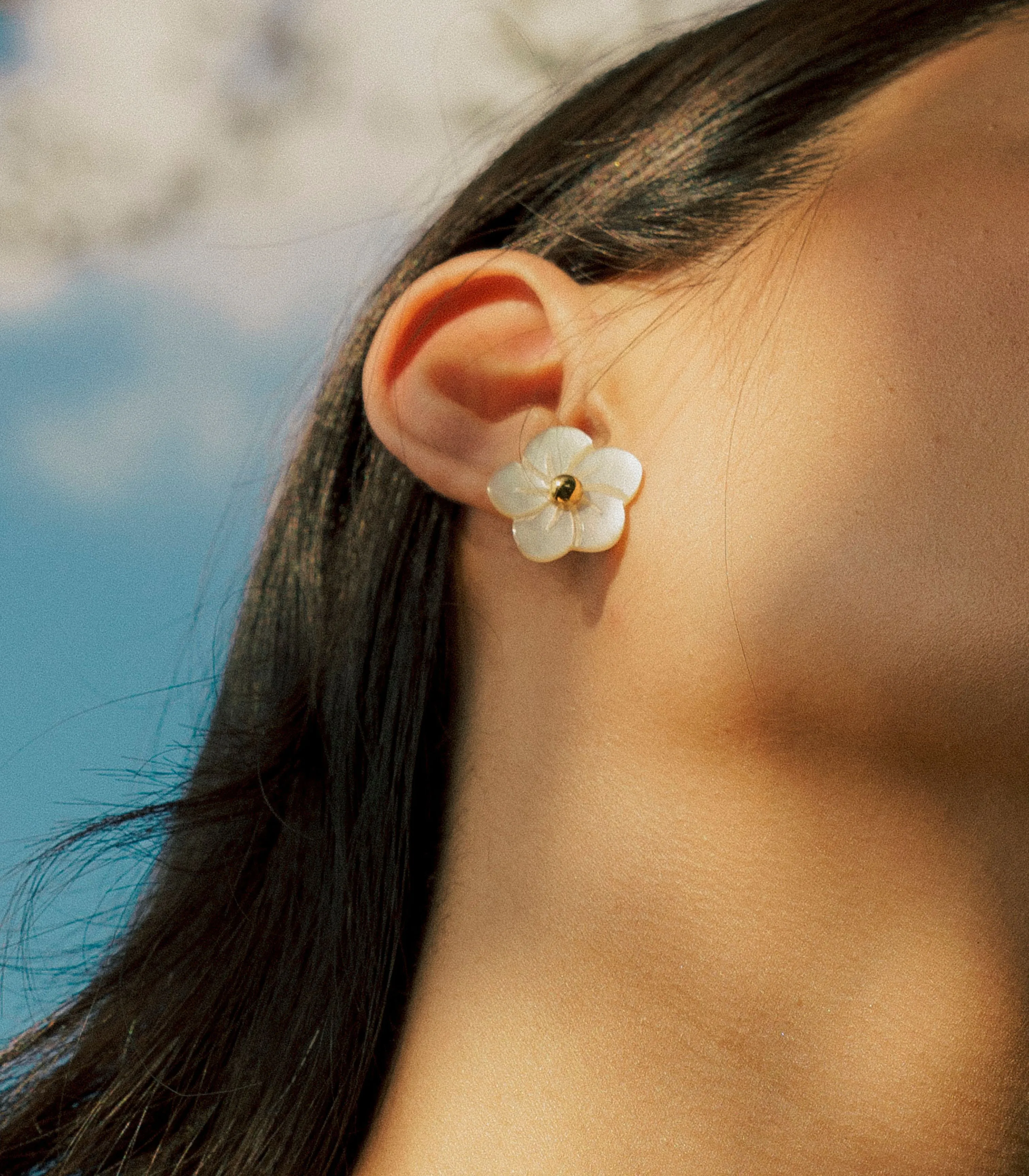 Chuchi Earrings in Mother of Pearl