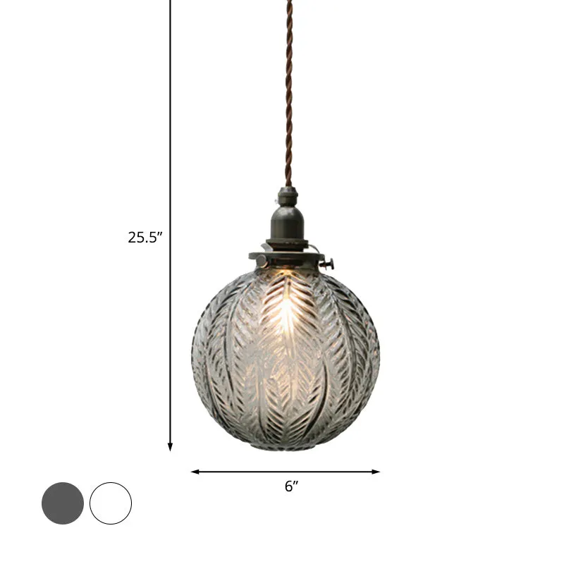 Colonial Global Pendant Light – Timeless Elegance with a Modern Touch