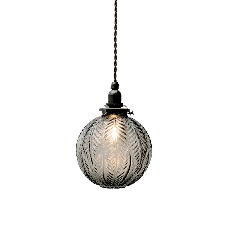 Colonial Global Pendant Light – Timeless Elegance with a Modern Touch