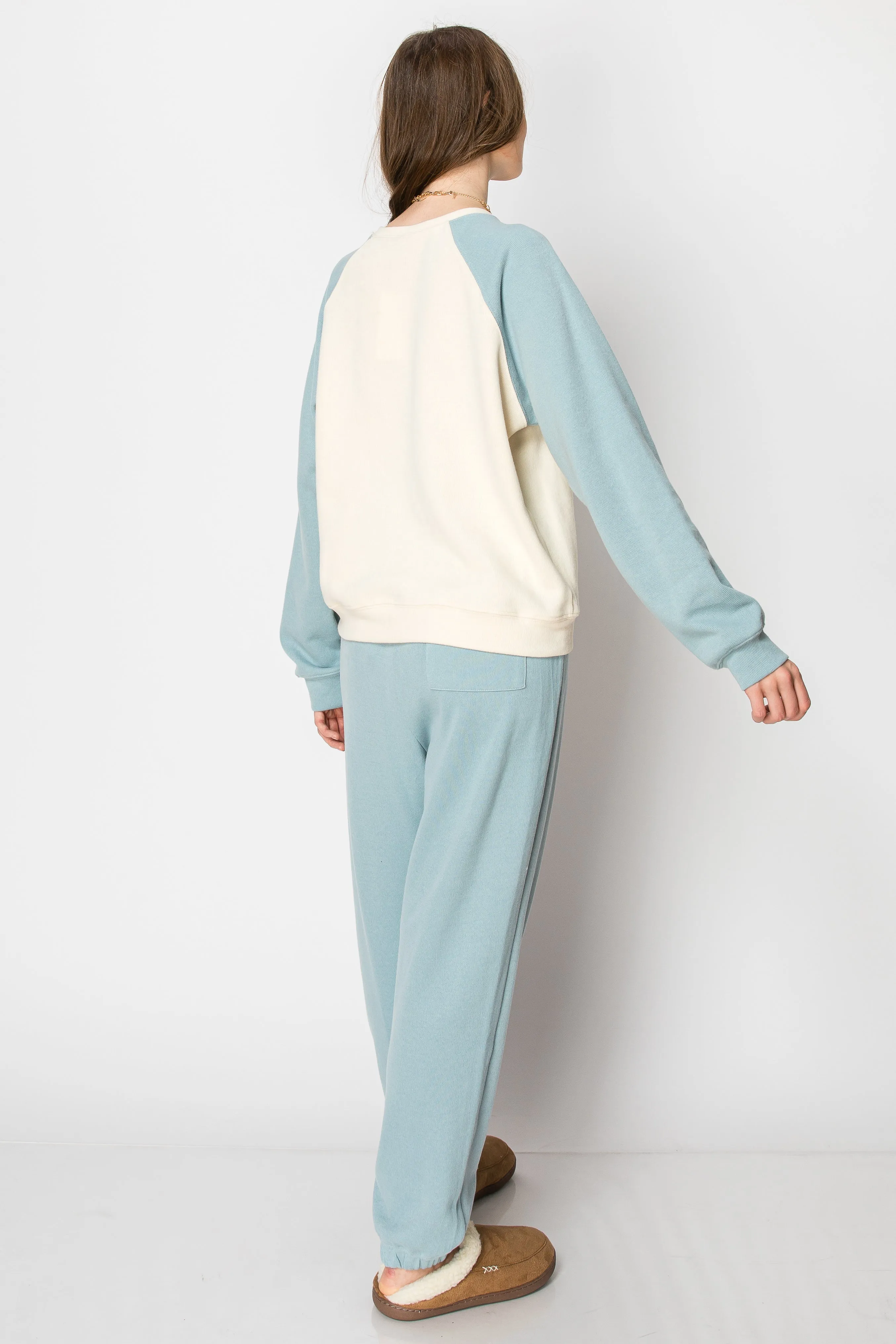 COLOR BLOCK LONG RAGLAN SLEEVE COZY BRUSHED COTTON BLEND SET CREW NECK WITH POCKETS