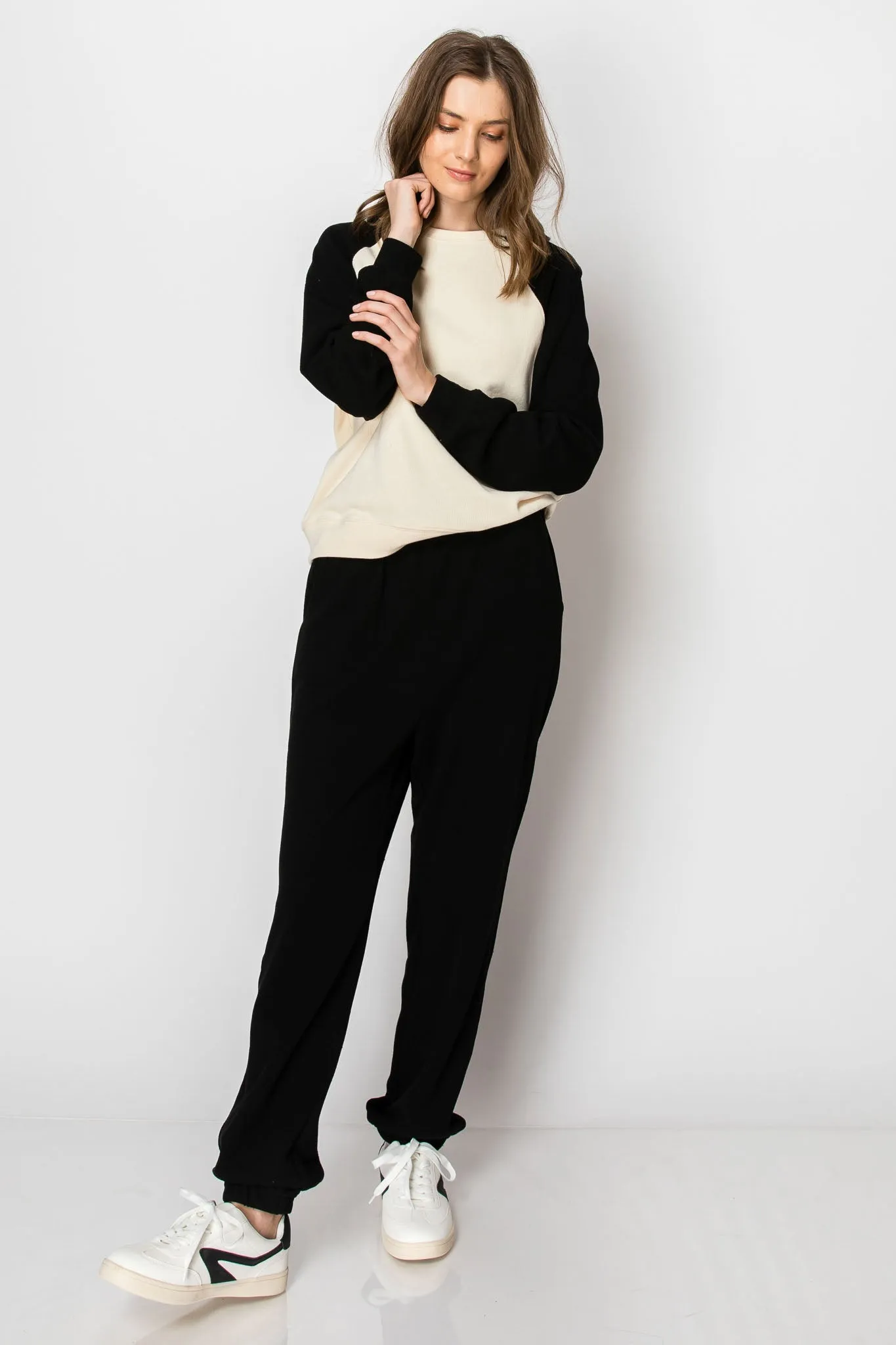 COLOR BLOCK LONG RAGLAN SLEEVE COZY BRUSHED COTTON BLEND SET CREW NECK WITH POCKETS