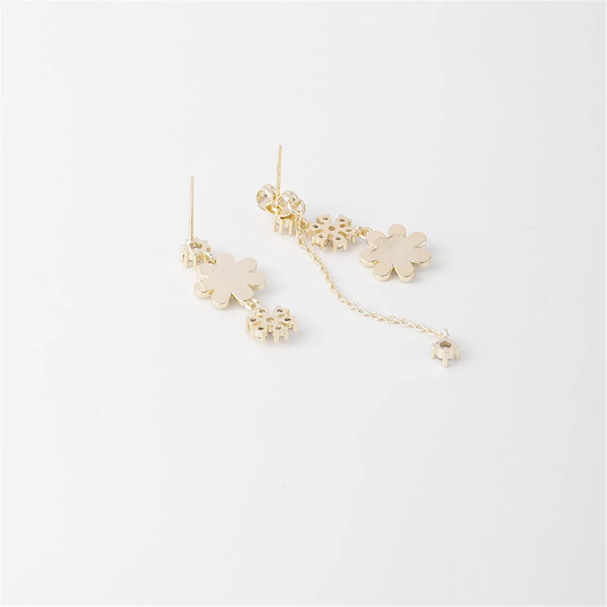 Cubic Zirconia & 18K Gold-Plated Floral Asymmetrical Drop Earrings