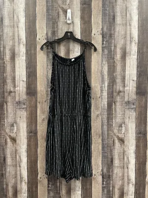 Dress Casual Short By Old Navy In Black & White, Size: Xxl