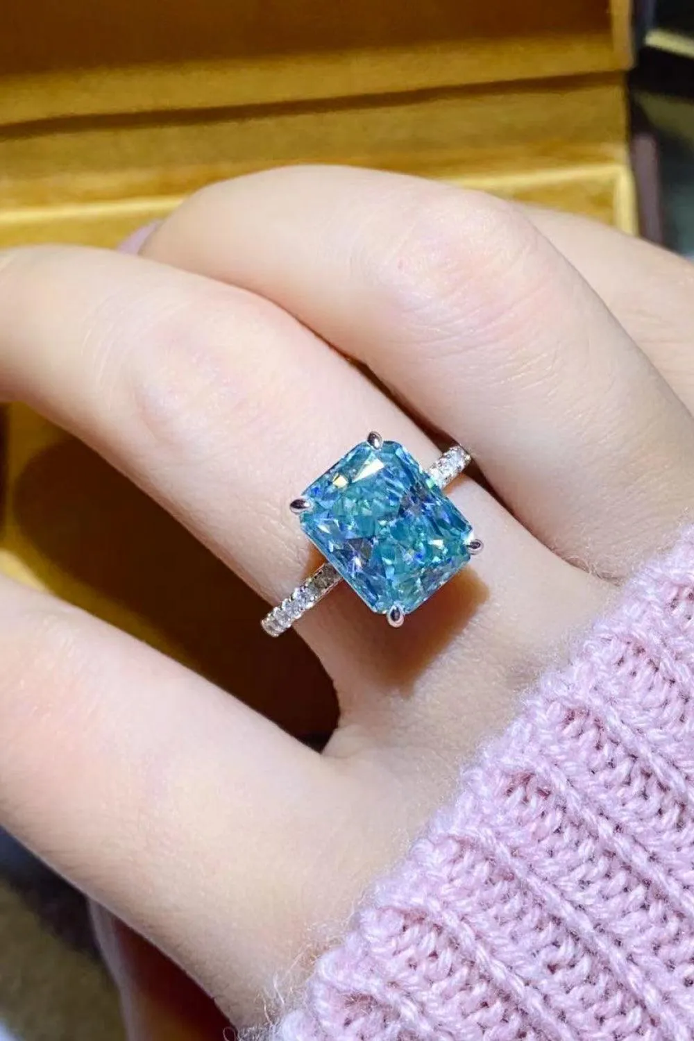 Hazel Blues® | 2 Carat Moissanite Ring