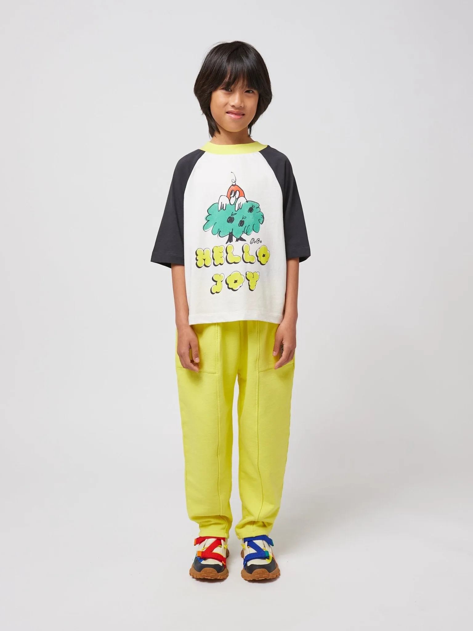 Hello Joy Raglan Sleeves Tee by Bobo Choses