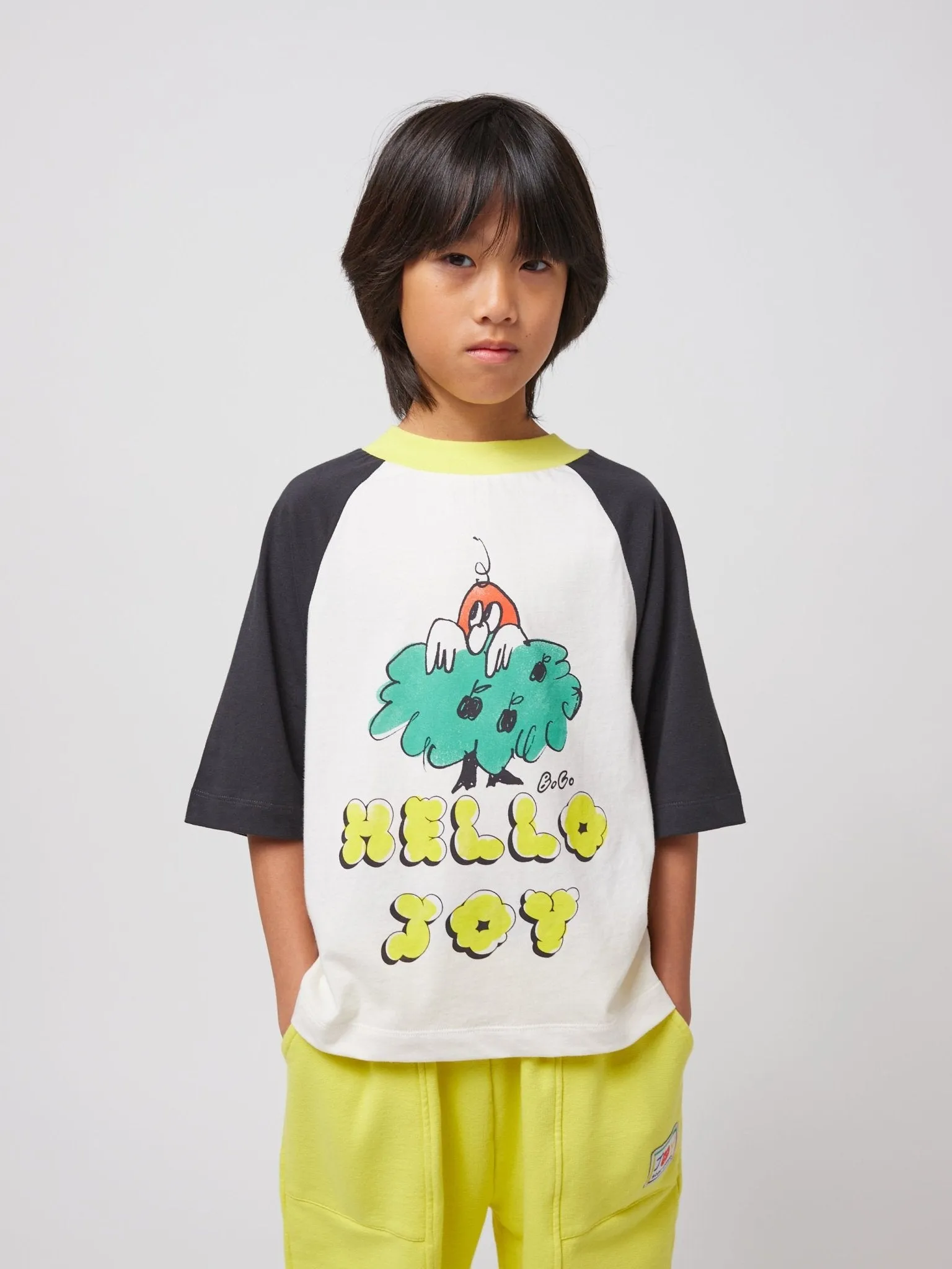 Hello Joy Raglan Sleeves Tee by Bobo Choses