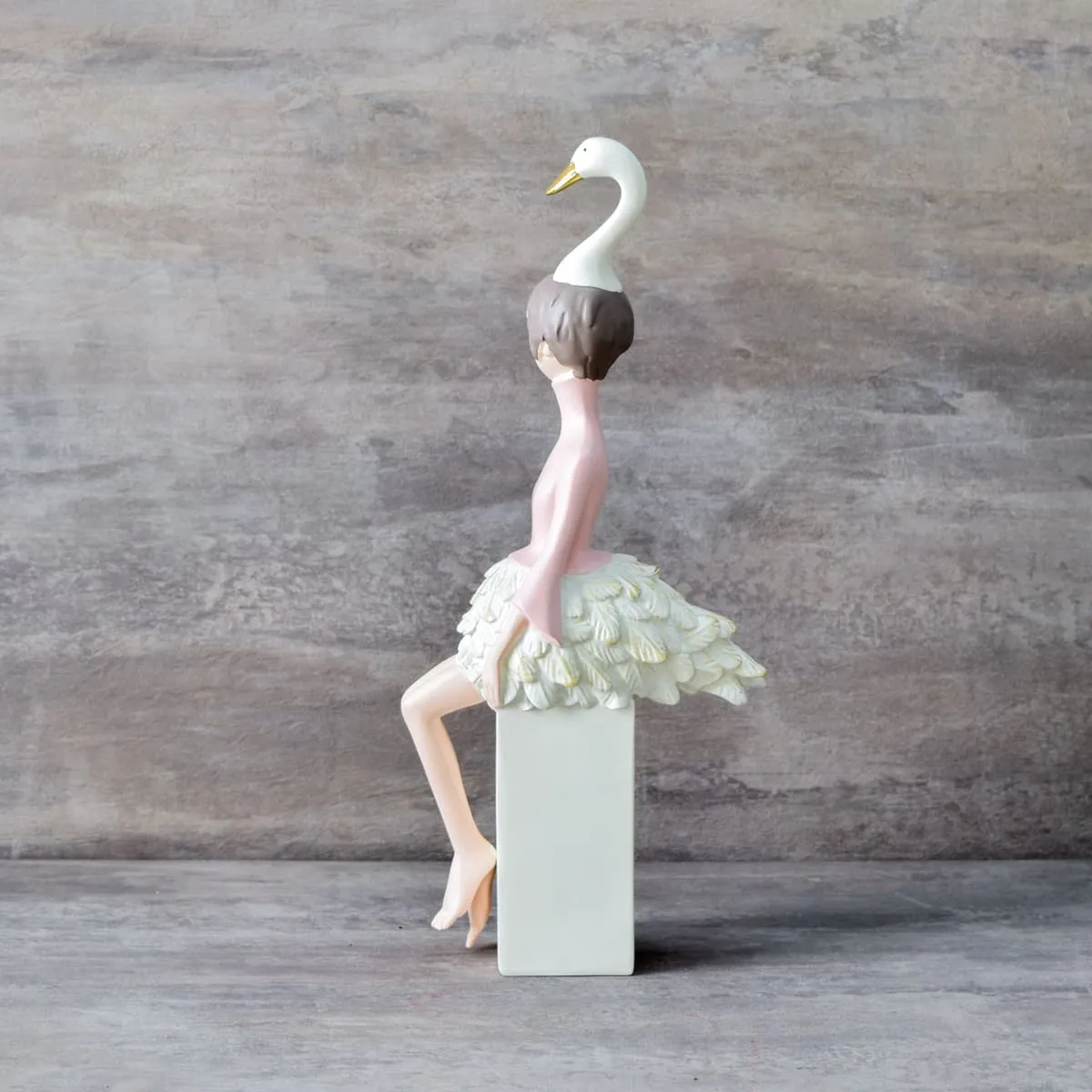 Home Artisan Isabella Swan Girl Sculpture - Pink