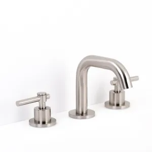 Metro Bathroom Faucet - Widespread - 5" Brass/Brushed Nickel