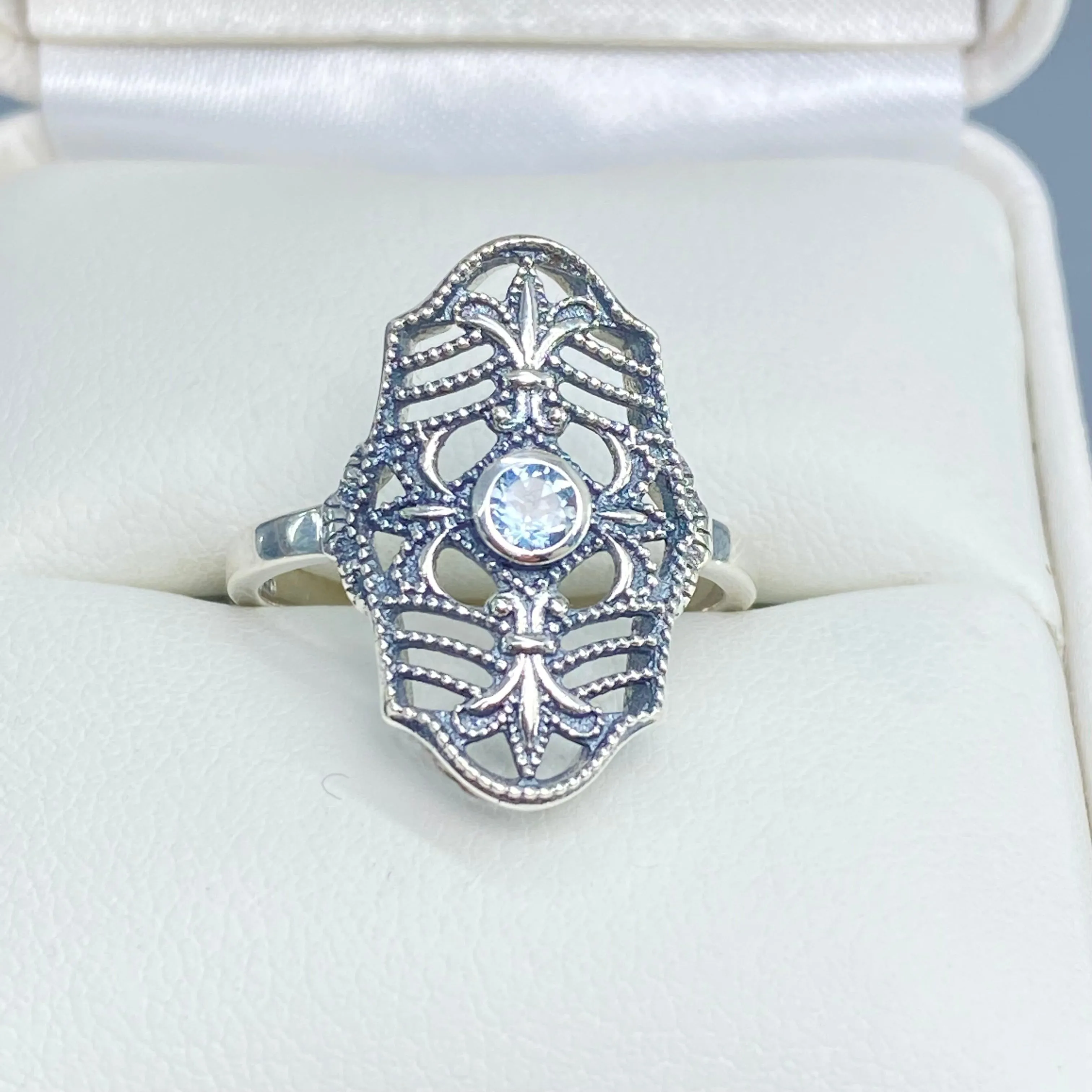 Natural Blue Topaz Ring, Fleur de Lis Jewelry, Art Deco Vintage Jewelry #D216