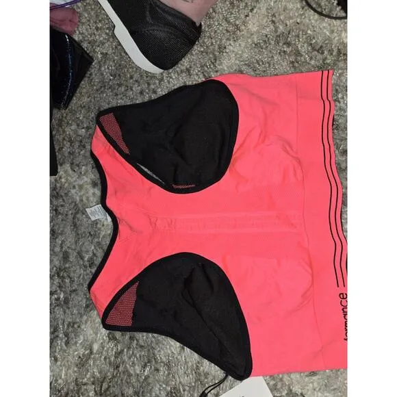 NWT, Calvin Klein Performance Sports Bra In 3XL Hot Pink