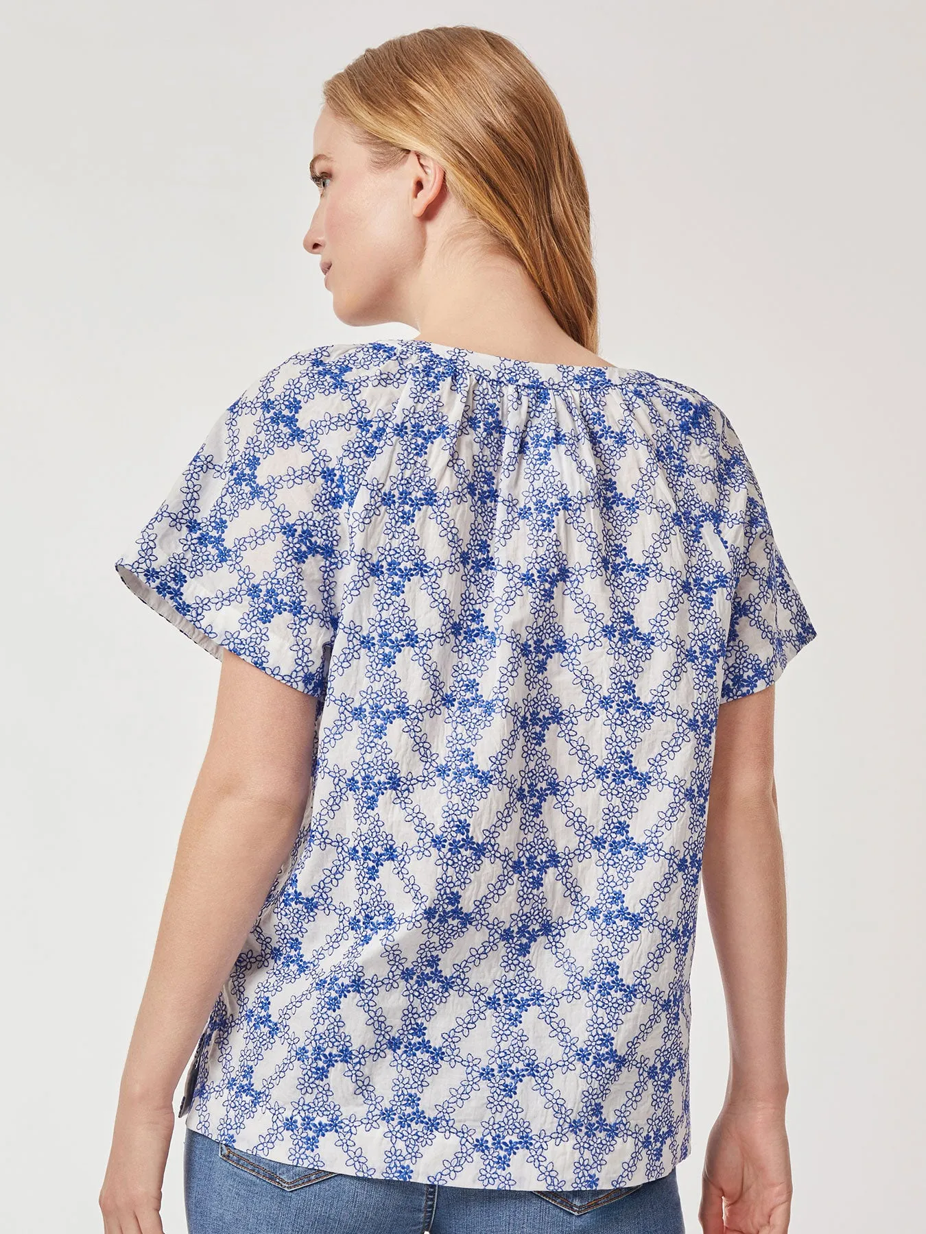 Plus Size Popover Floral Embroidery Short Sleeve Blouse