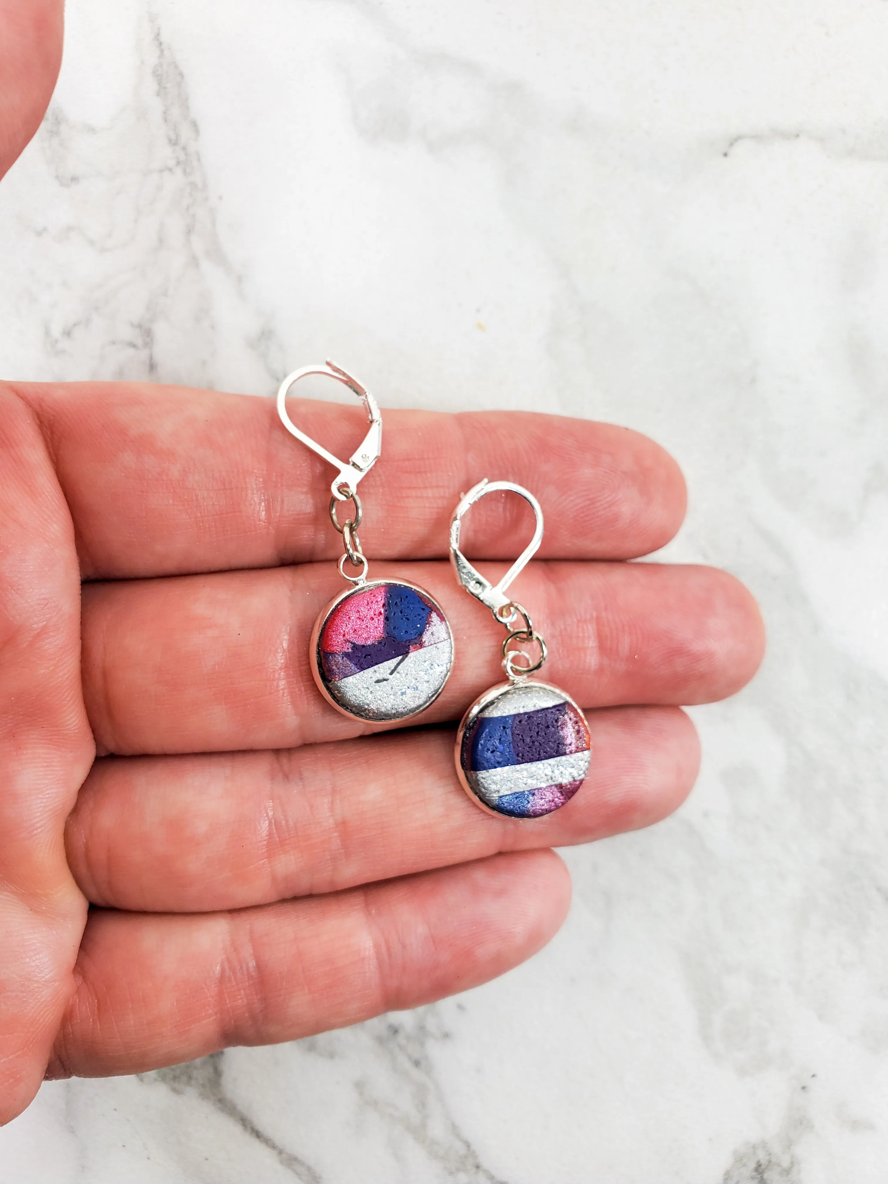 Round Bezel Dangle Earring - Marbled - Viva Magenta