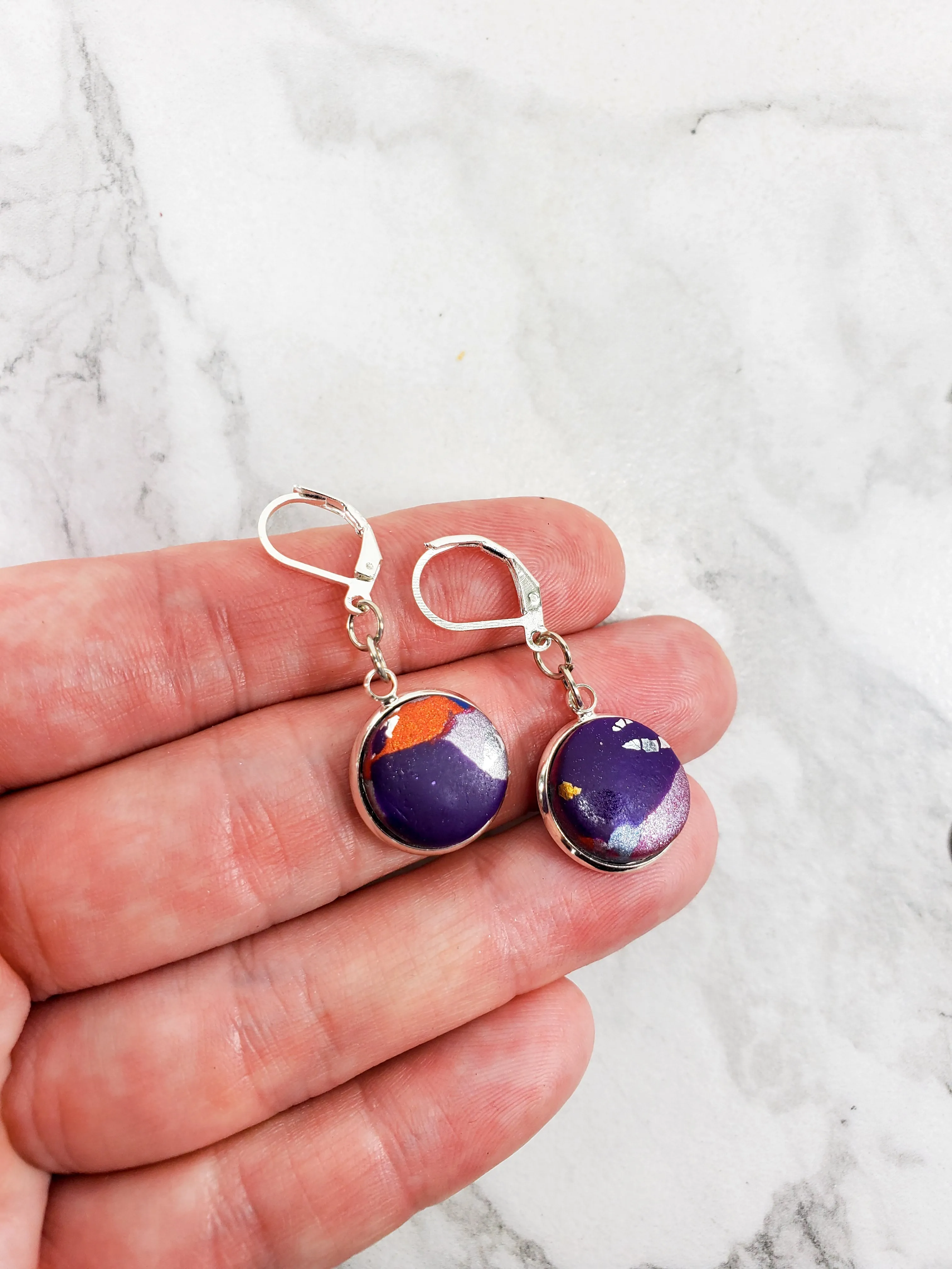 Round Bezel Dangle Earring - Marbled - Viva Magenta