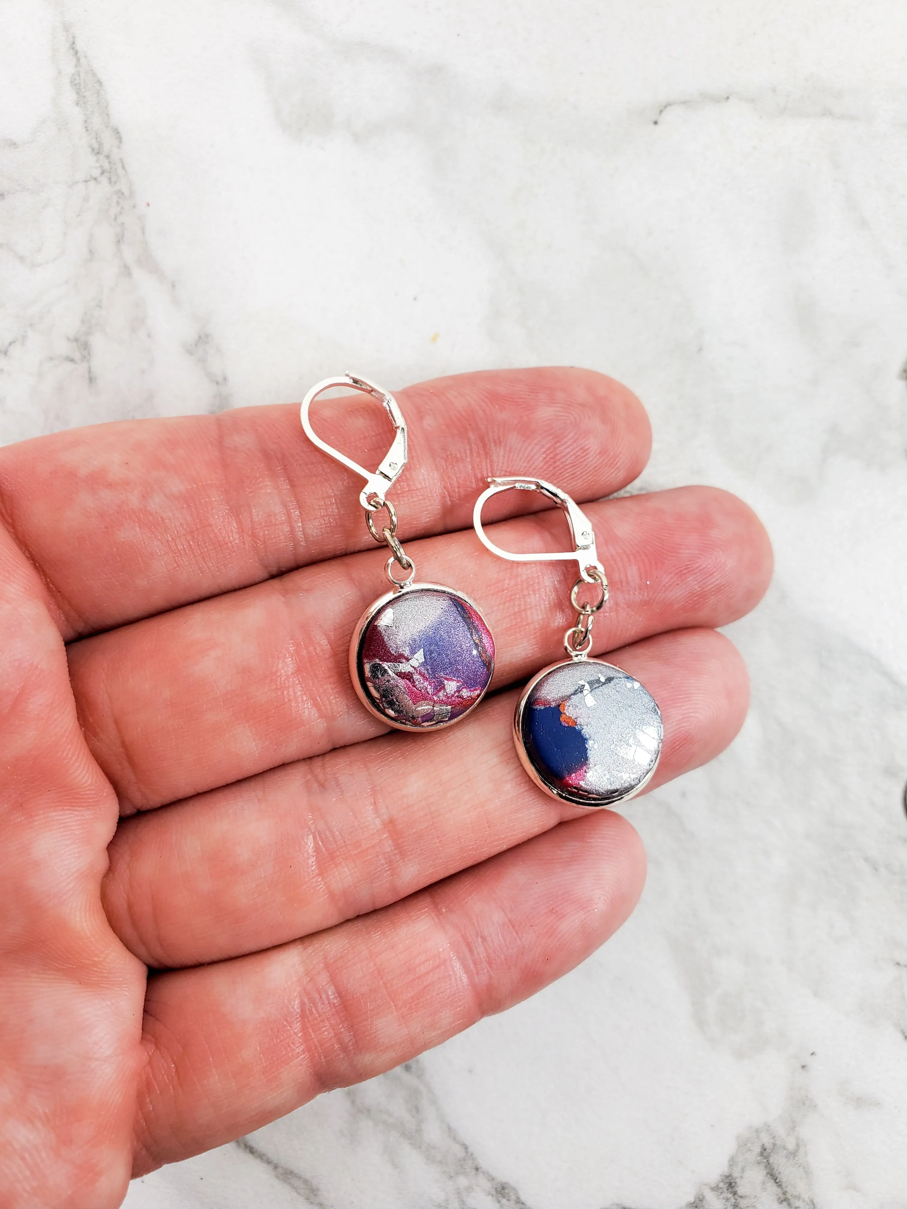 Round Bezel Dangle Earring - Marbled - Viva Magenta