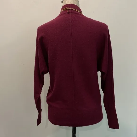 Tahari cashmere burgundy Dolan Sleeve Sweater