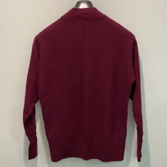 Tahari cashmere burgundy Dolan Sleeve Sweater