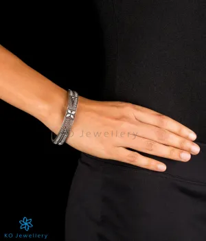 The Mithila Silver Pearl Bangle (Oxidised/Size 2.2/2.4/2.6/2.8)