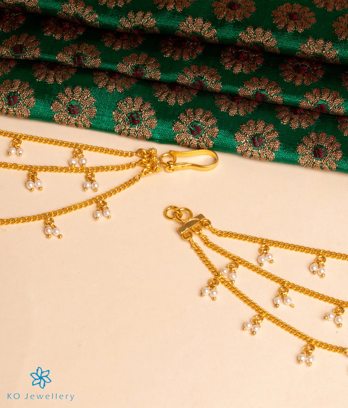 The Pearl Drops Silver Ear chain (3 layers)