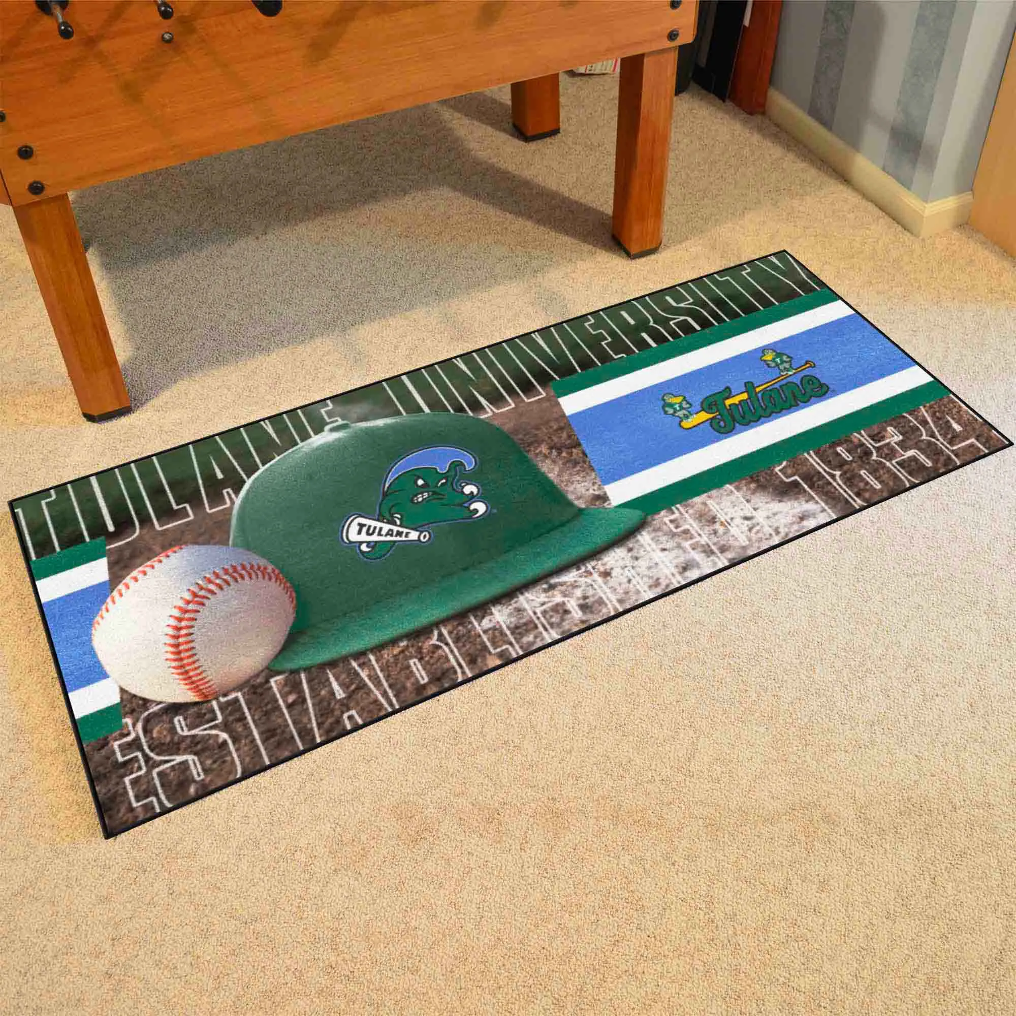 Tulane University Baseball Runner