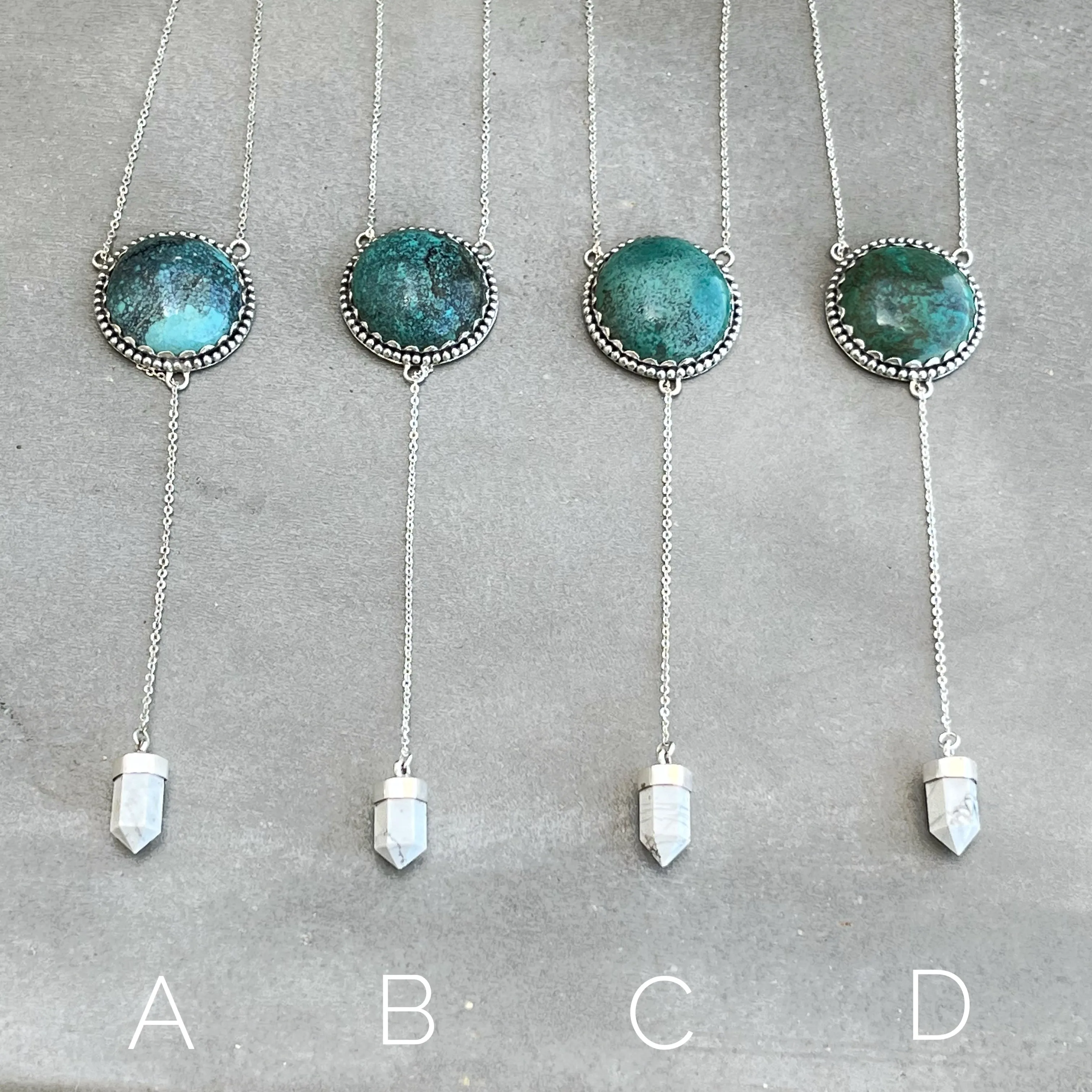 Turquoise & howlite lariat necklace in silver