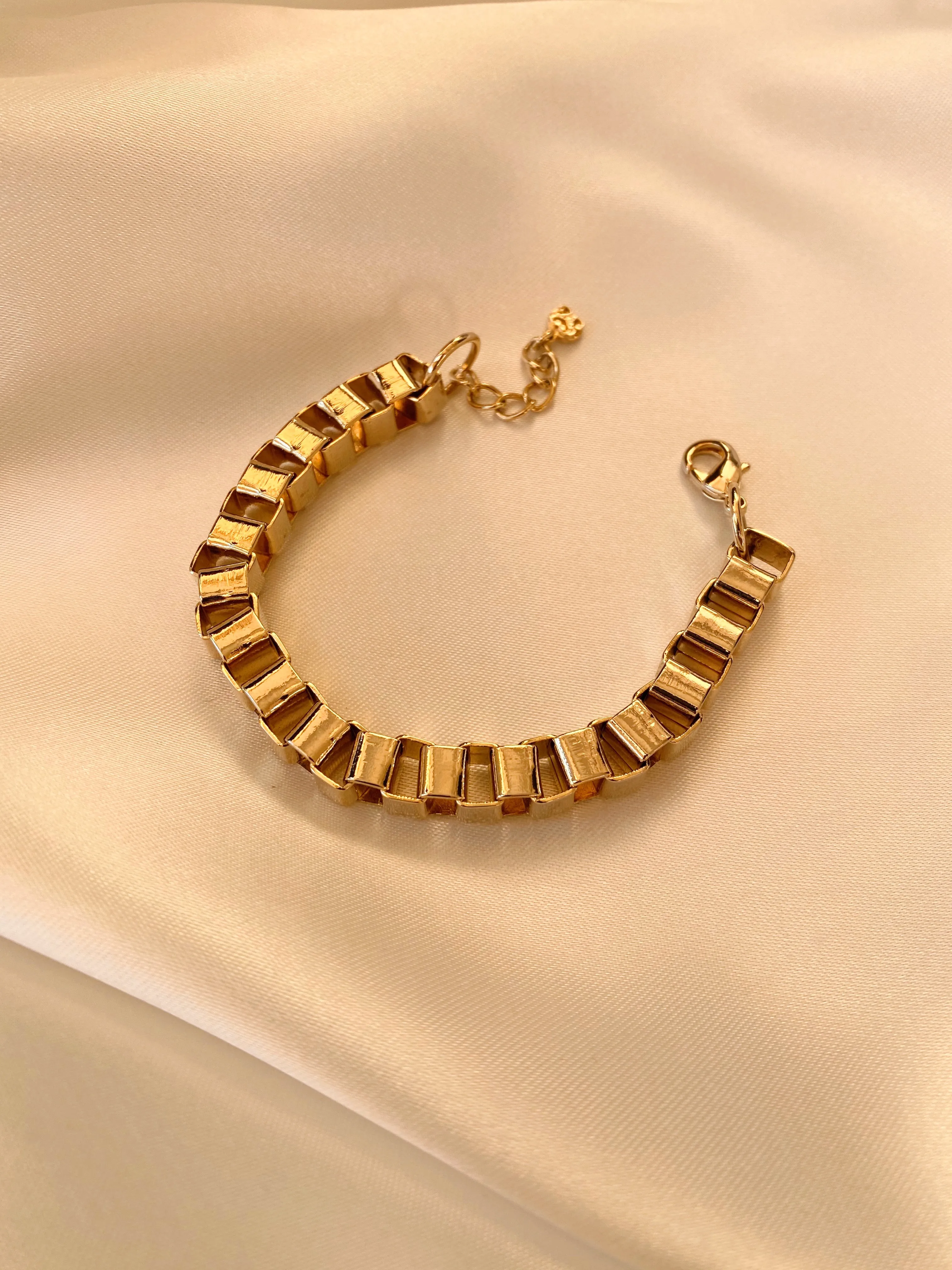 Zoe Chain Bracelet