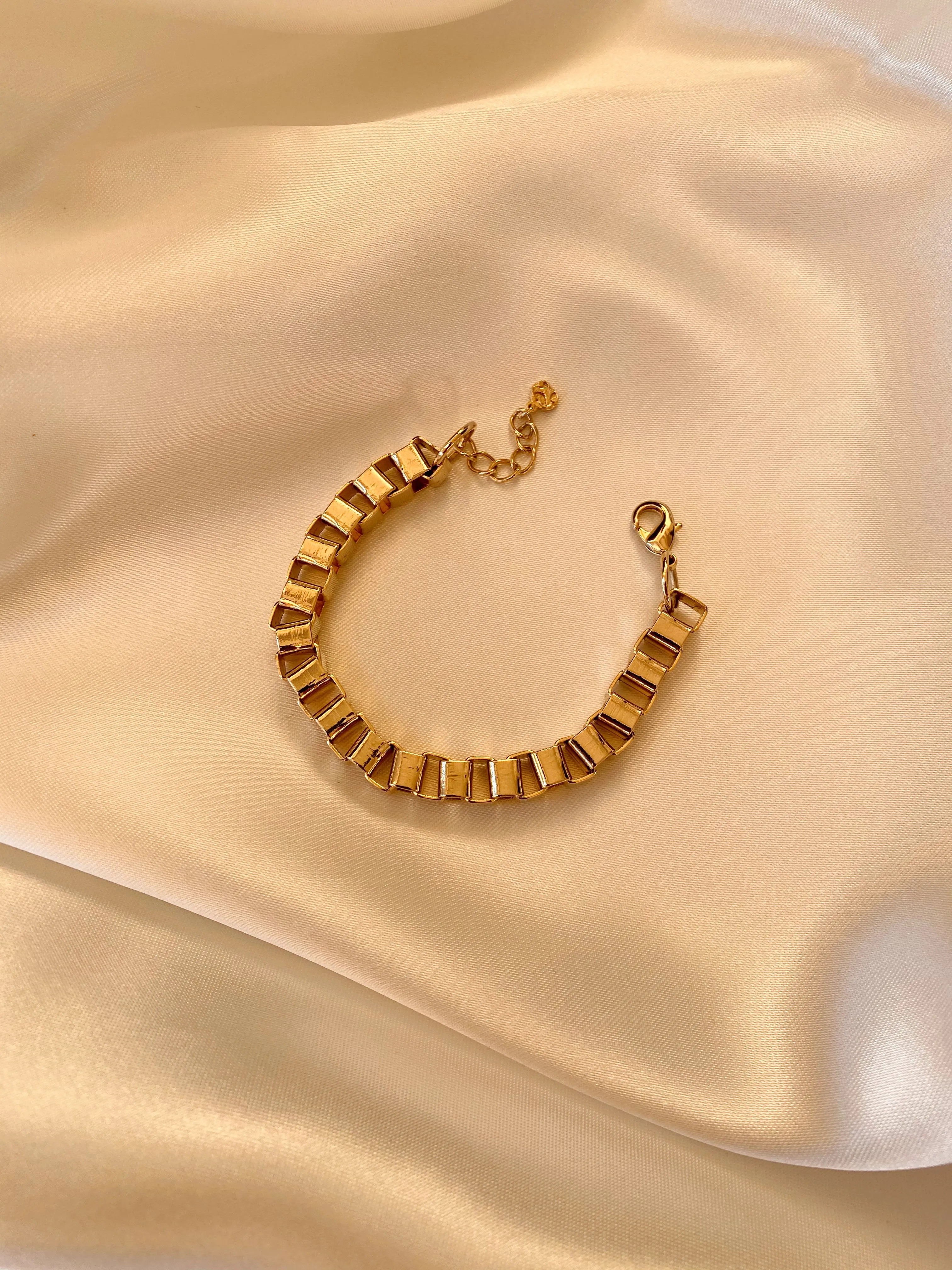Zoe Chain Bracelet